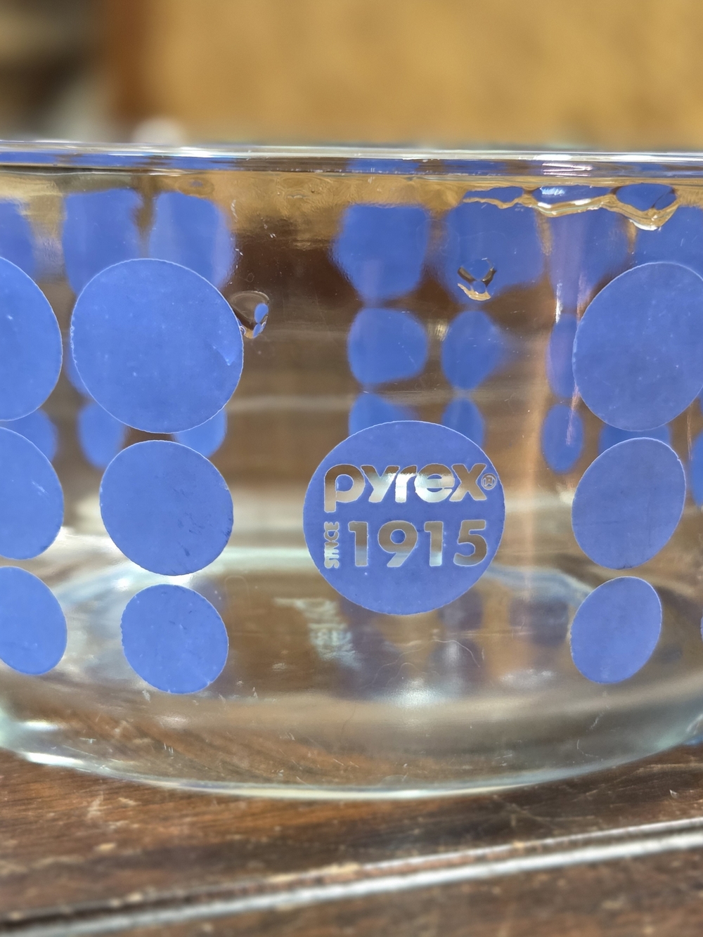 Vintage-Inspired Pyrex 100th Anniversary 1-Quart Glass Storage Bowl